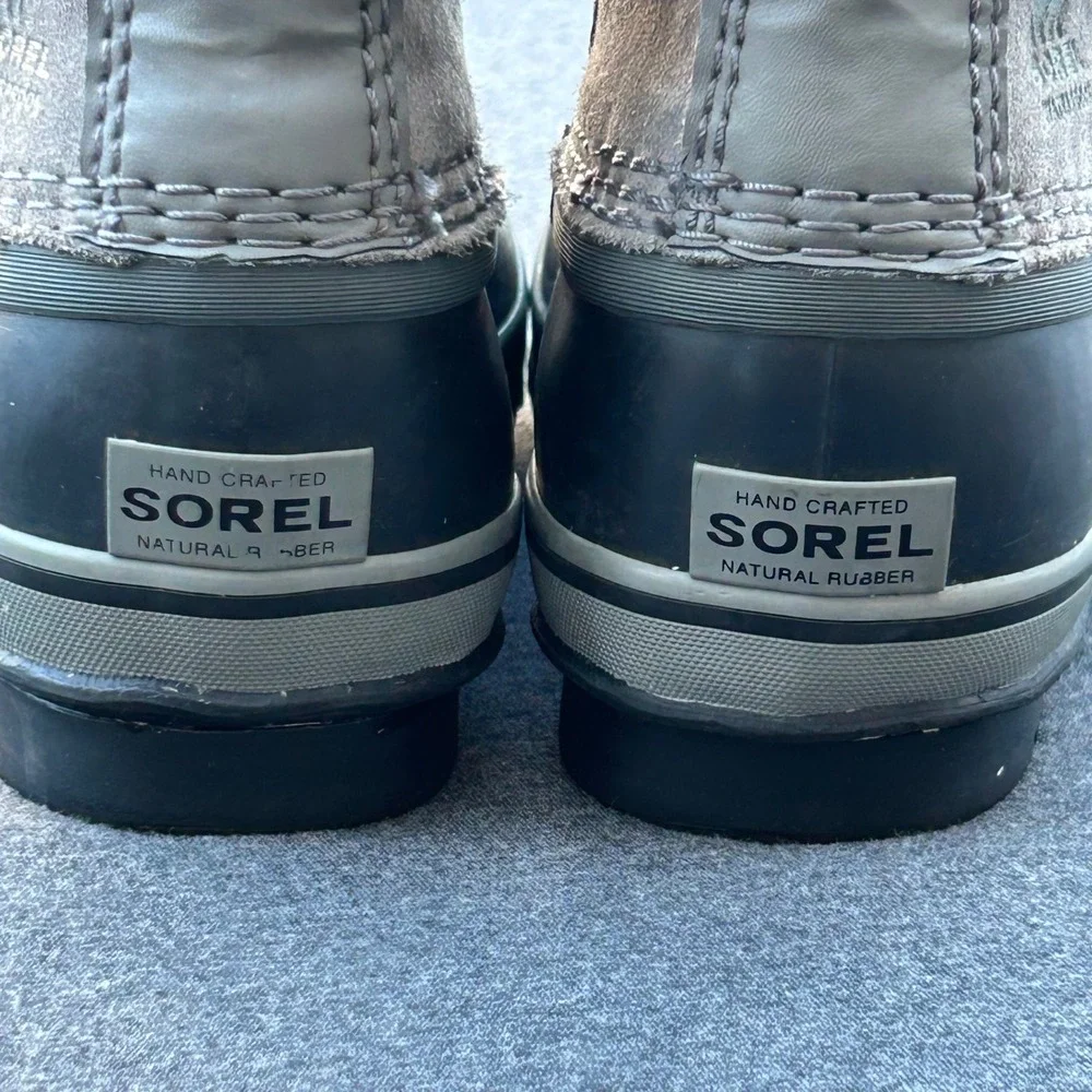 Sorel Joan of Arctic Youth Girls 4 Gray Waterproof Insulated Snow Boots Faux Fur